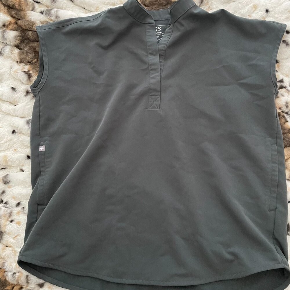 Rafaela Oversized Scrub Top